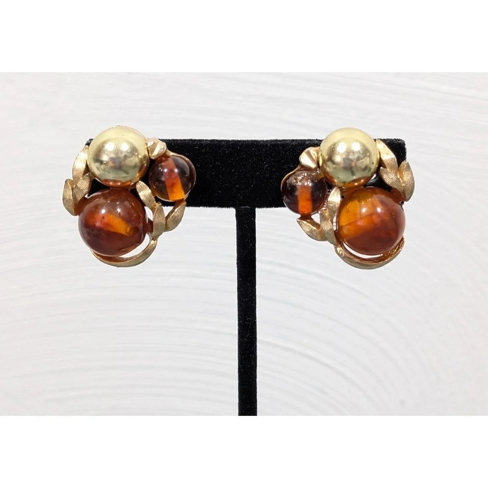 Vintage Gold Tone Faux Amber Lucite‎ Beaded Cluster Clip On Earrings MCM Classic